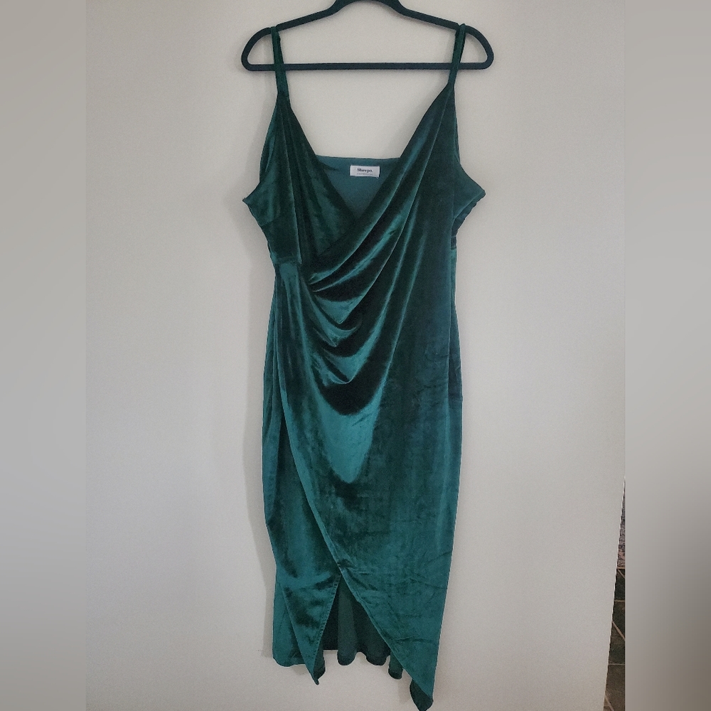 Showpo. Emerald Green Velvet Dress